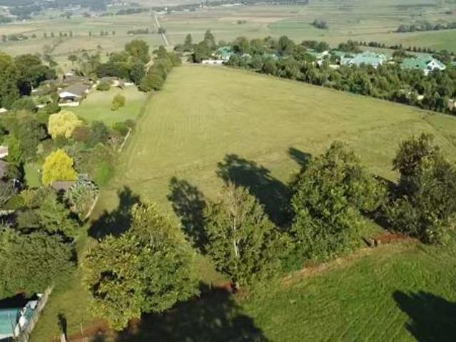 1 092 m² Land available in Merrivale Heights