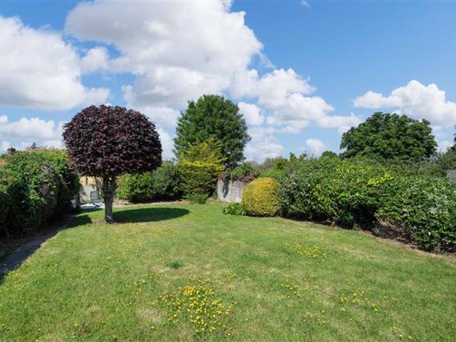 1,095,000 | Minden, 26 Deerpark Road, Mount Merrion, County Dublin John O'Sullivan Property Consultants 5003 MyHome. Ie Residential