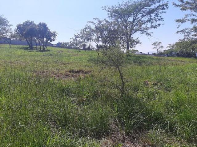 1 003 m² Land available in Sonheuwel