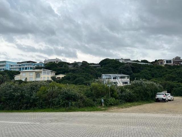 1 003 m² Land available in West Beach