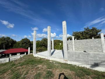 1,000.59 m² Lot with a Three bedroom