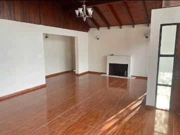 $ 1.000.000 Casa en Arriendo en La Cisterna 3 dormitorios 1 baño / Kutt Property