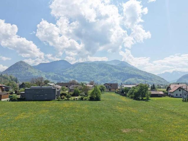 1.000 m² Bauland mit anschließender großer Wiese ALLES SONNIG und EBEN mit HERRLICHEM AUSBLICK !