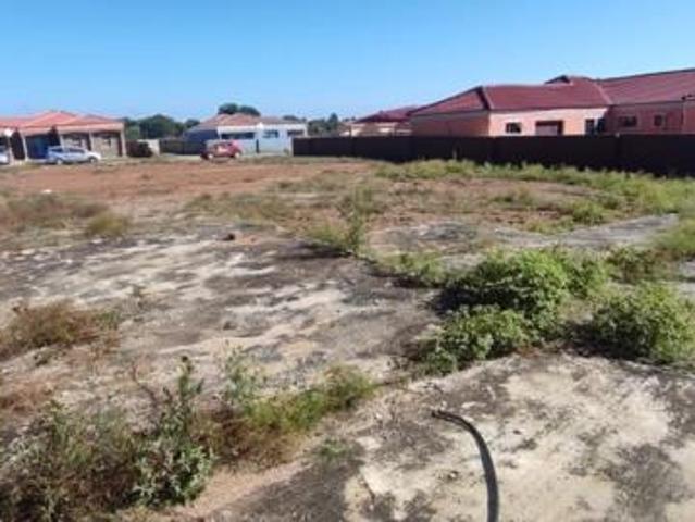 1 000 m² Land available in Meiringspark