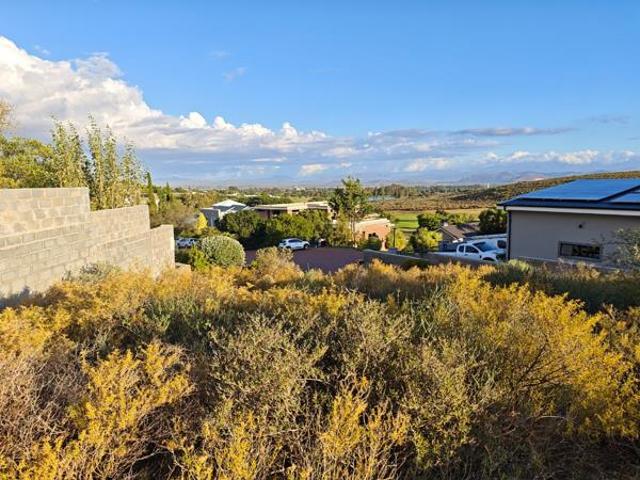 1 000 m² Land available in Fairway Heights