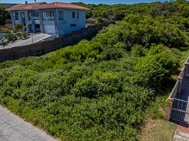 1 000 m² Land available in Seaview
