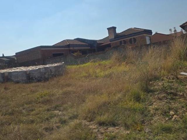 1 000 m² Land available in Tasbet Park