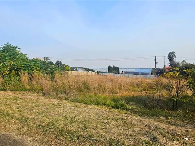 1 000 m² Land available in Vaal Marina
