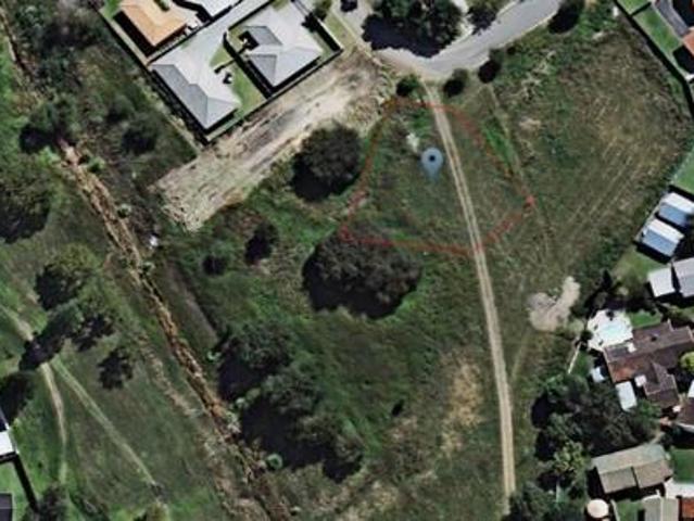 1 002 m² Land available in Secunda