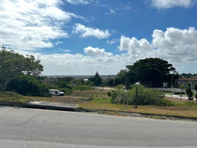 1 004 m² Land available in Lovemore Heights