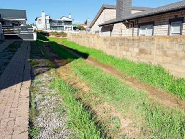 1 013 m² Land available in Myburgh Park