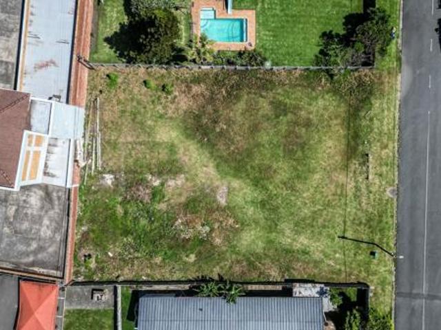 1 014 m² Land available in Gonubie