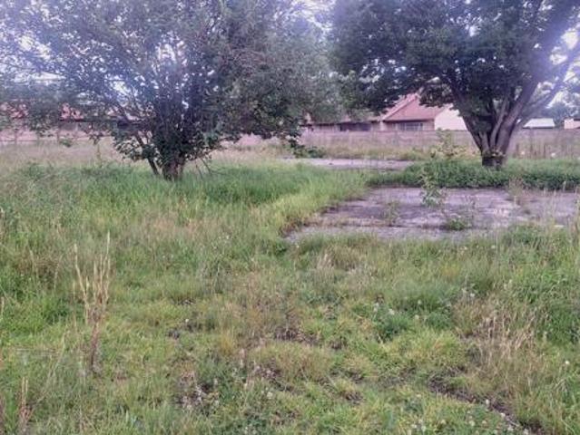 1 020 m² Land available in Secunda