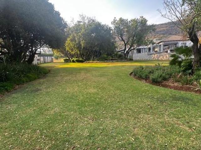 1 026 m² Land available in Kosmos Ridge Estate
