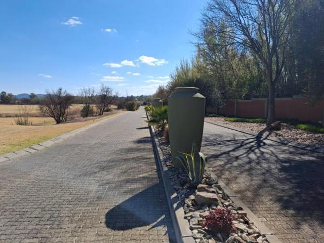 1 028 m² Land available in Vaal de Grace Golf Estate