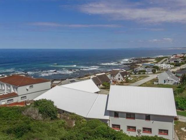 1 029 m² Land available in Beachview
