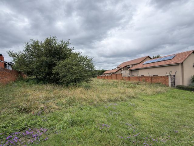 1 038 m² Land available in Xanadu