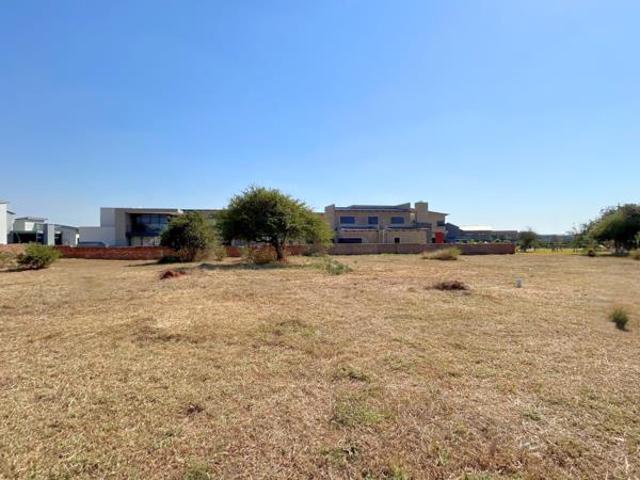 1 141 m² Land available in Bendor