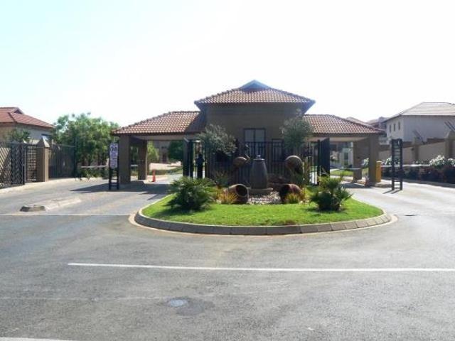 1 146 m² Land available in Birdwood Estate