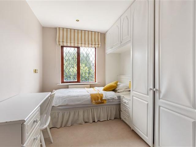 1,150,000 | 2 Carysfort Woods, Blackrock, Co. Dublin North's Property 5024 MyHome. Ie Residential