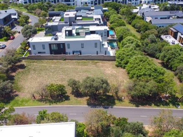 1 151 m² Land available in Steyn City