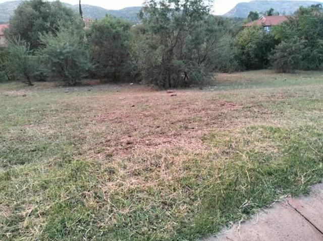 1 154 m² Land available in Birdwood Estate
