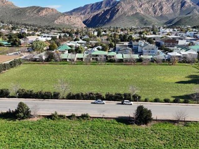 1 158 m² Land available in Montagu