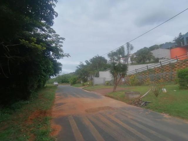 1 160 m² Land available in Desainager