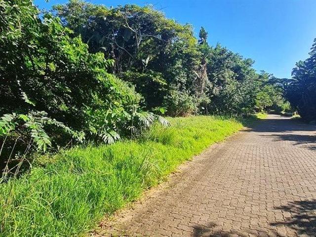 1 160 m² Land available in Hibberdene