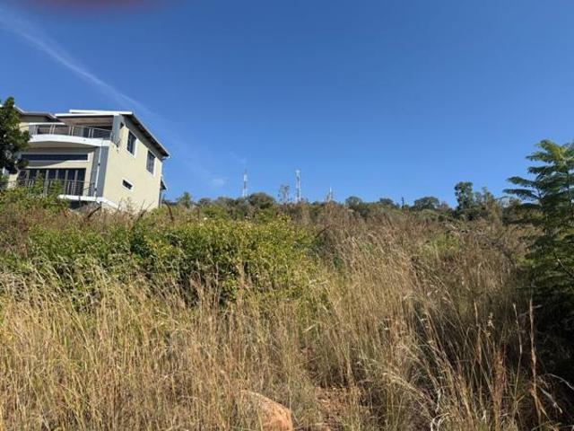 1 165 m² Land available in Cashan