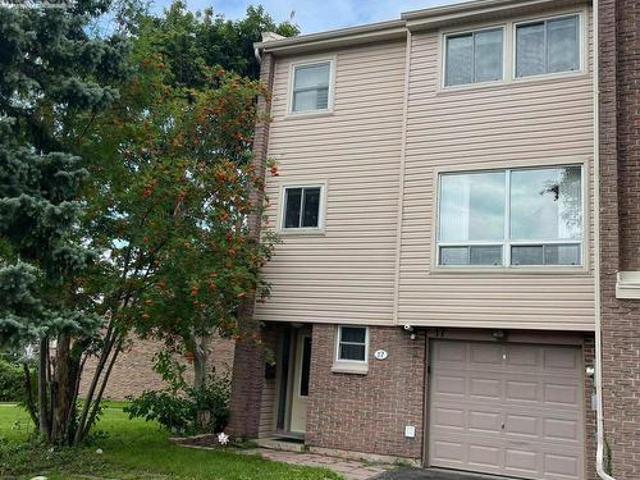 1 17 Clover Ridge Drive W, Ajax, ON, L1S 3M5 townhouse for lease | Listing ID E13221 | Royal LePage