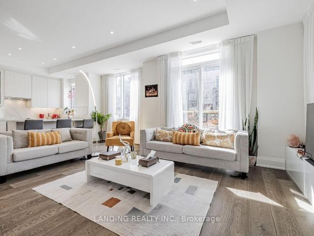 1 17 Greenbriar Road, North York | 4Beds/3Bath, Townhouse, $5,000/mo | Condos. Ca