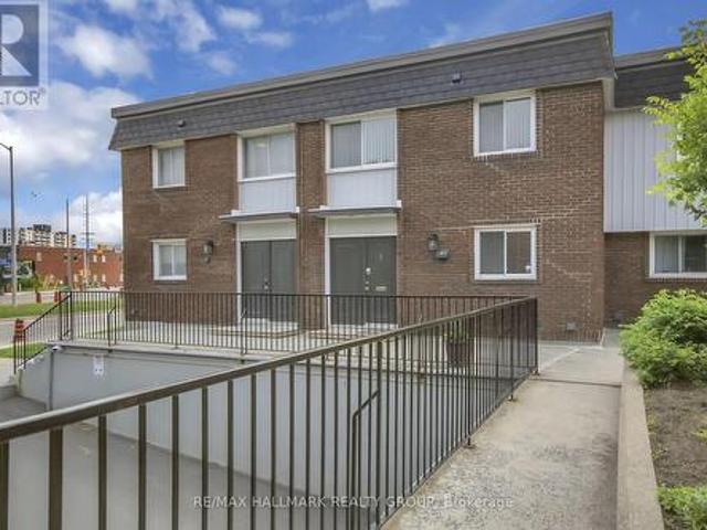 1 1821 Walkley Road, Ottawa, ON, K1H 6X9 townhouse for sale | Listing ID X12197 | Royal LePage