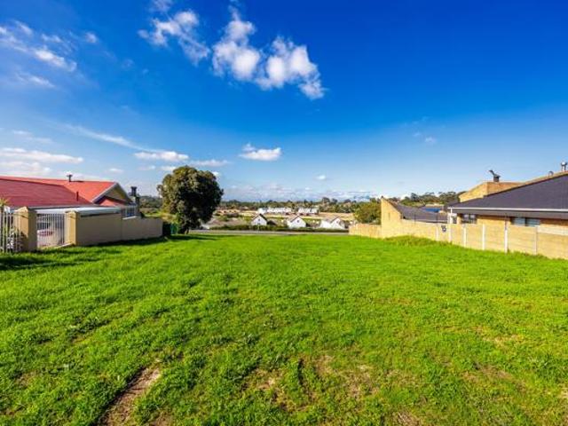 1 186 m² Land available in Aurora
