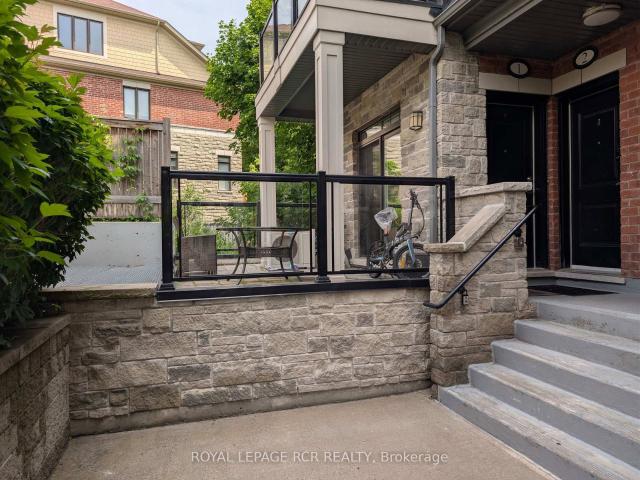 1 196 Pine Grove Road, Woodbridge | For Rent @ $2,900 | Condos. Ca