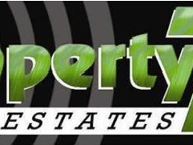 1 103 m² Land available in Port Edward