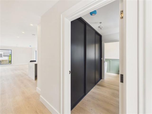 1,100,000 | 3 An Pairc Mor, Castlegar, Galway, Co. Galway DNG Leonard & Heaslip 5010 MyHome. Ie Residential