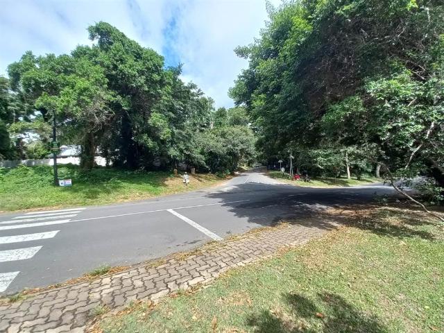1 100 m² Land available in Pennington