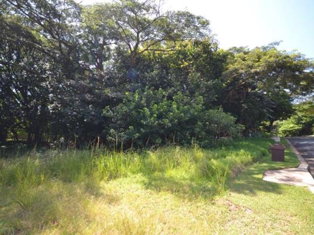 1 100 m² Land available in Simbithi Estate