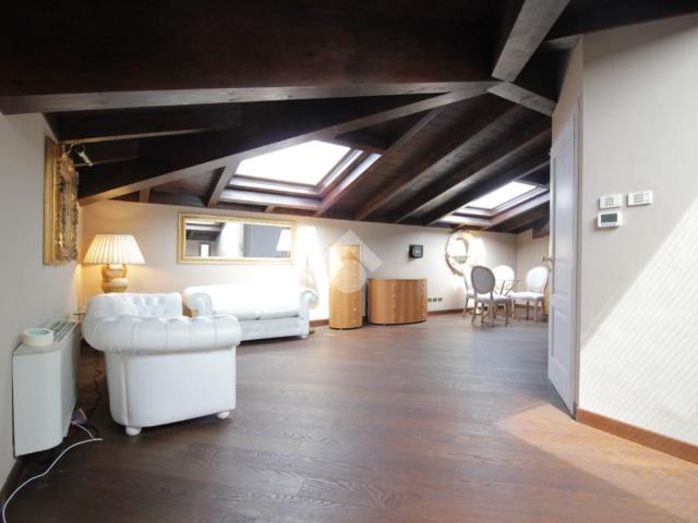 1.100 / mese, 60 Mq Tecnocasa.it 61225951