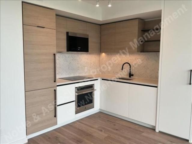 1 105 Avenue 1003 Surrey