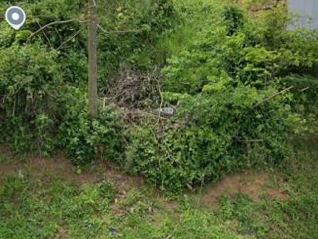 1 108 m² Land available in La Mercy