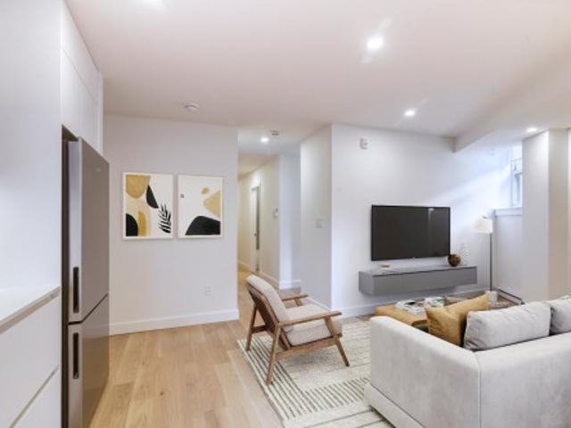 1 10 Av. Rosemount, Westmount, QC, H3Y 3K4 lease for lease | Listing ID 18472 | Royal LePage