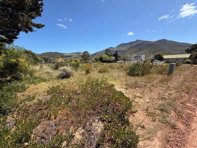 1 113 m² Land available in Botrivier
