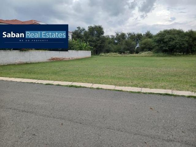 1 110 m² Land available in Leopard Park