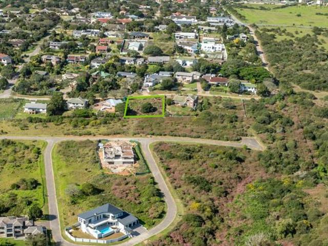 1 110 m² Land available in Port Alfred Central