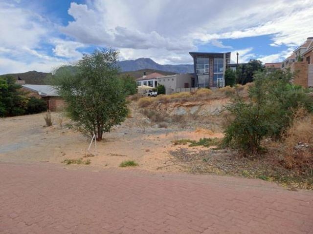 1 114 m² Land available in Fairway Heights
