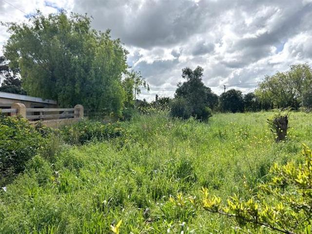 1 115 m² Land available in Napier