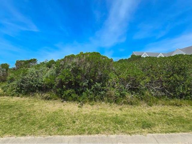 1 115 m² Land available in St Francis Links Golf Estate
