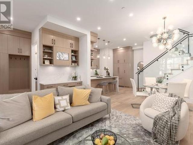 1 116 Th Avenue E, Vancouver, BC, V5T 2G3 duplex for sale | Listing ID R2998 | Royal LePage
